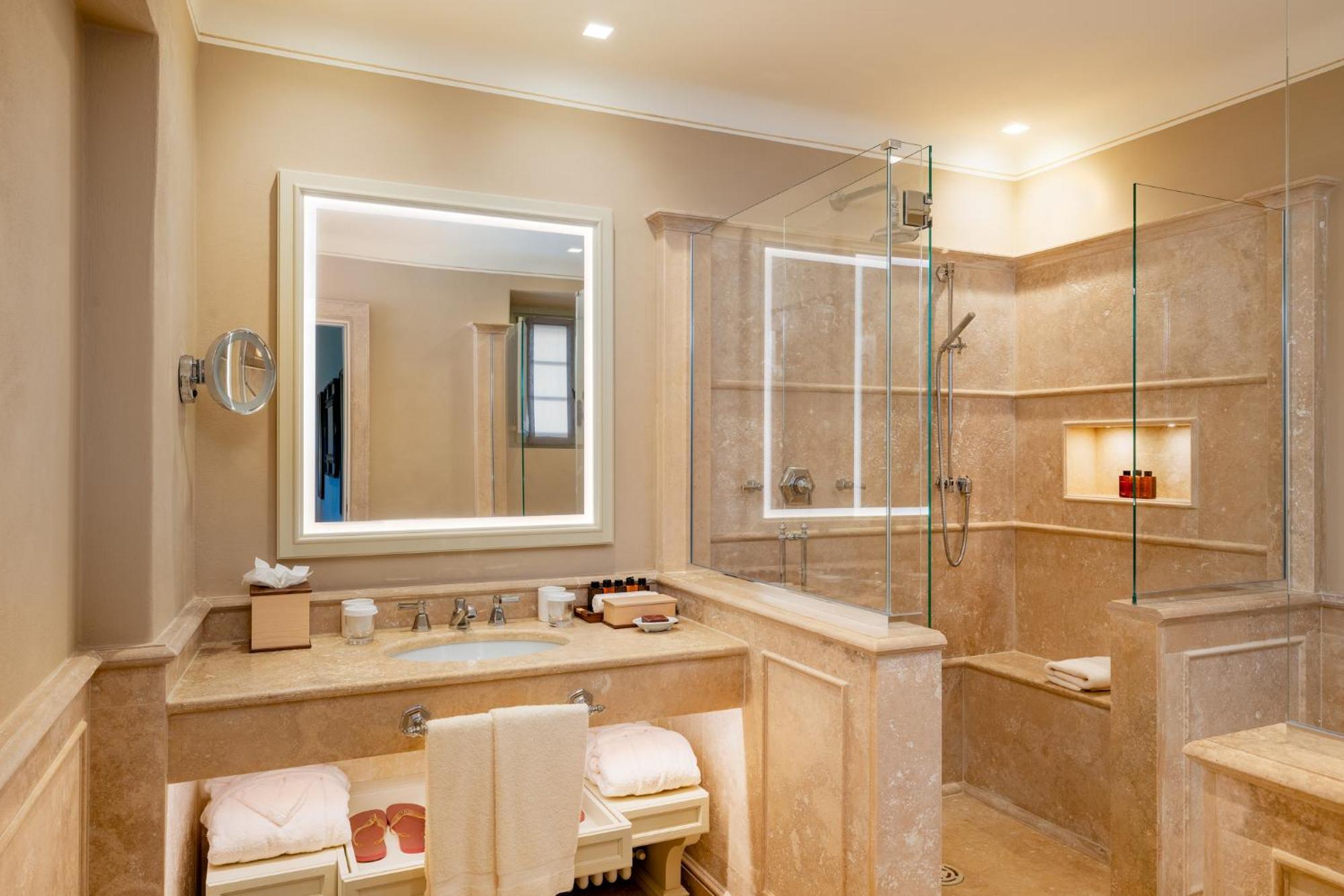 Borgo San Felice Hotel 5*